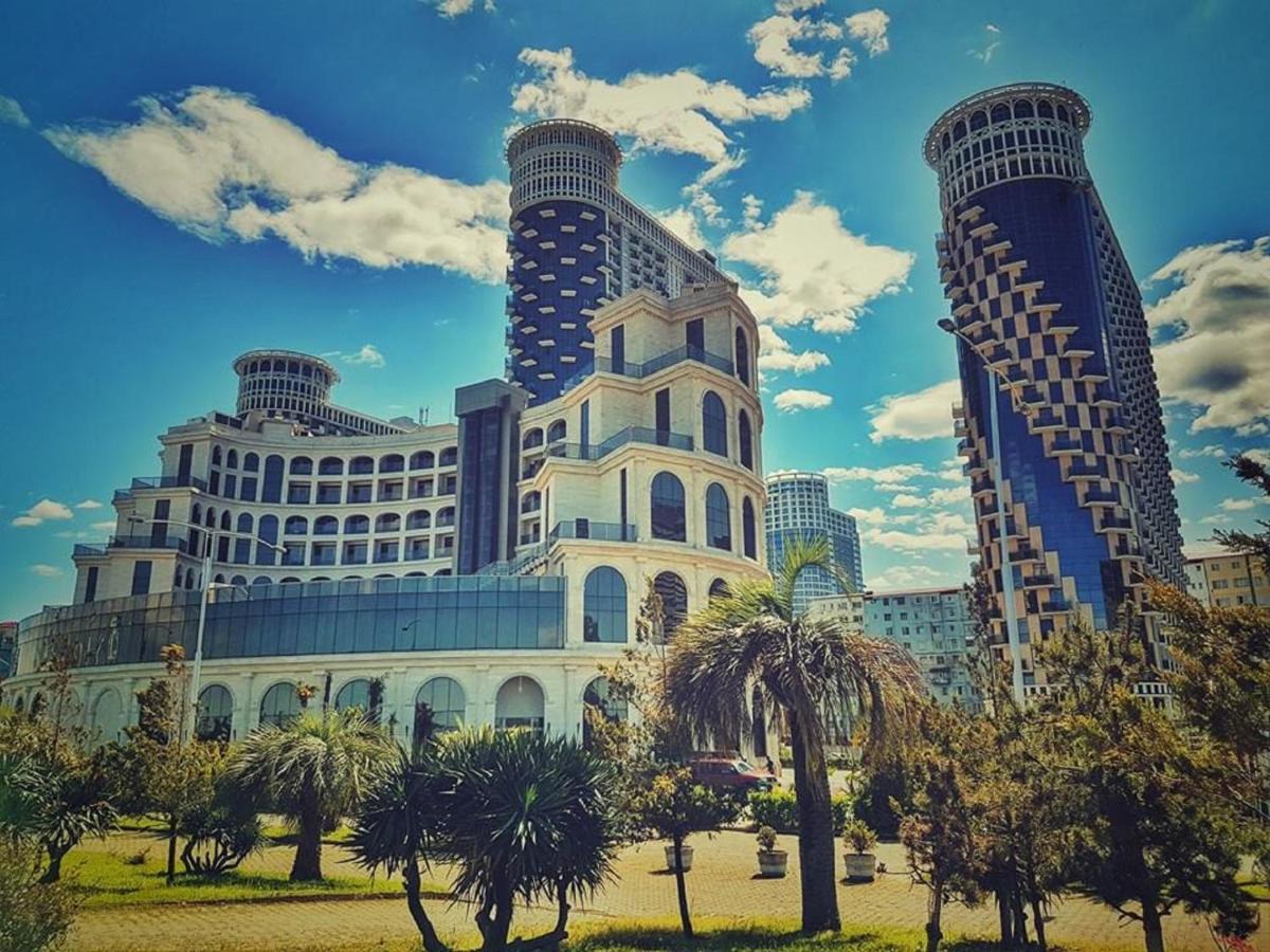 Sea Towers Suite 巴统 外观 照片
